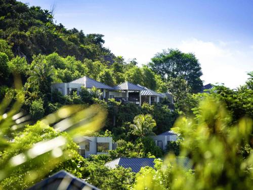 Villa con piscina panorámica del hotel Raffles Seychelles. Foto 3