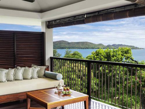 Villa Grand con piscina y vistas al mar del hotel Raffles Seychelles. Foto 1