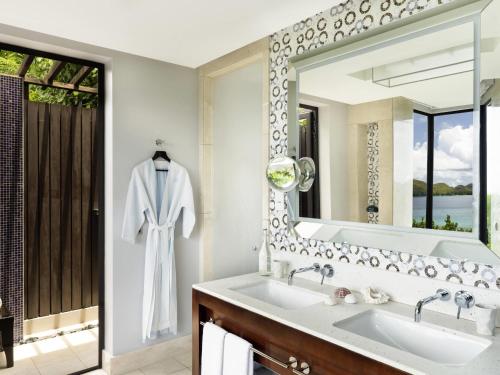 Villa Grand con piscina y vistas al mar del hotel Raffles Seychelles. Foto 2