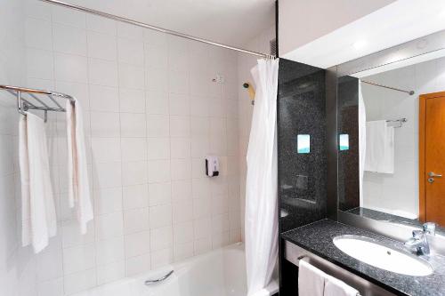 Habitación Triple del hotel Colombo. Foto 1