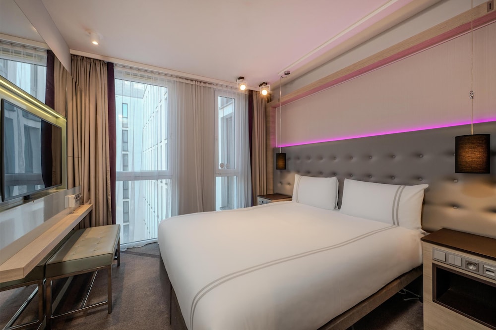 Habitación estándar doble del hotel Premier Inn Berlin Alexanderplatz