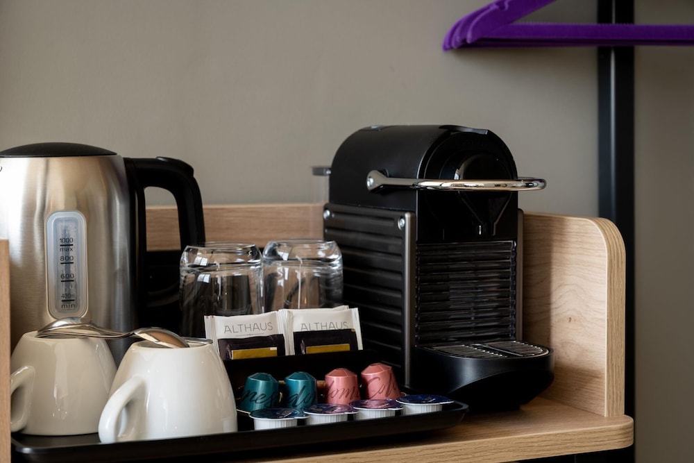 Habitación doble superior del hotel Premier Inn Berlin Alexanderplatz. Foto 4