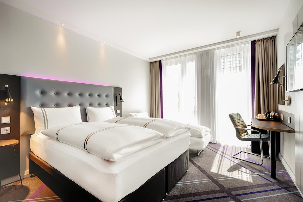 Habitación triple estándar del hotel Premier Inn Berlin Alexanderplatz
