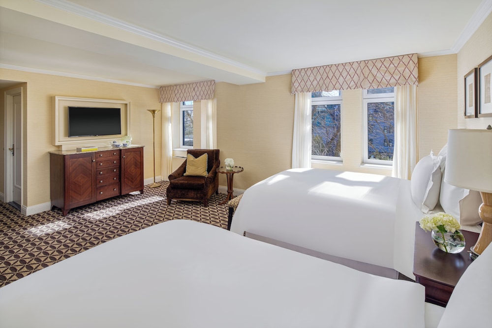 Habitación Deluxe con dos camas dobles del hotel Fairmont Le Manoir Richelieu. Foto 2