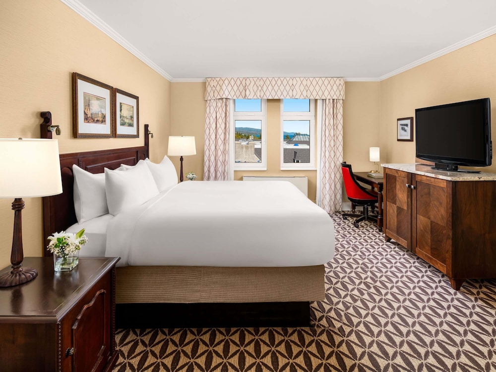 Habitación Fairmont con cama king size del hotel Fairmont Le Manoir Richelieu
