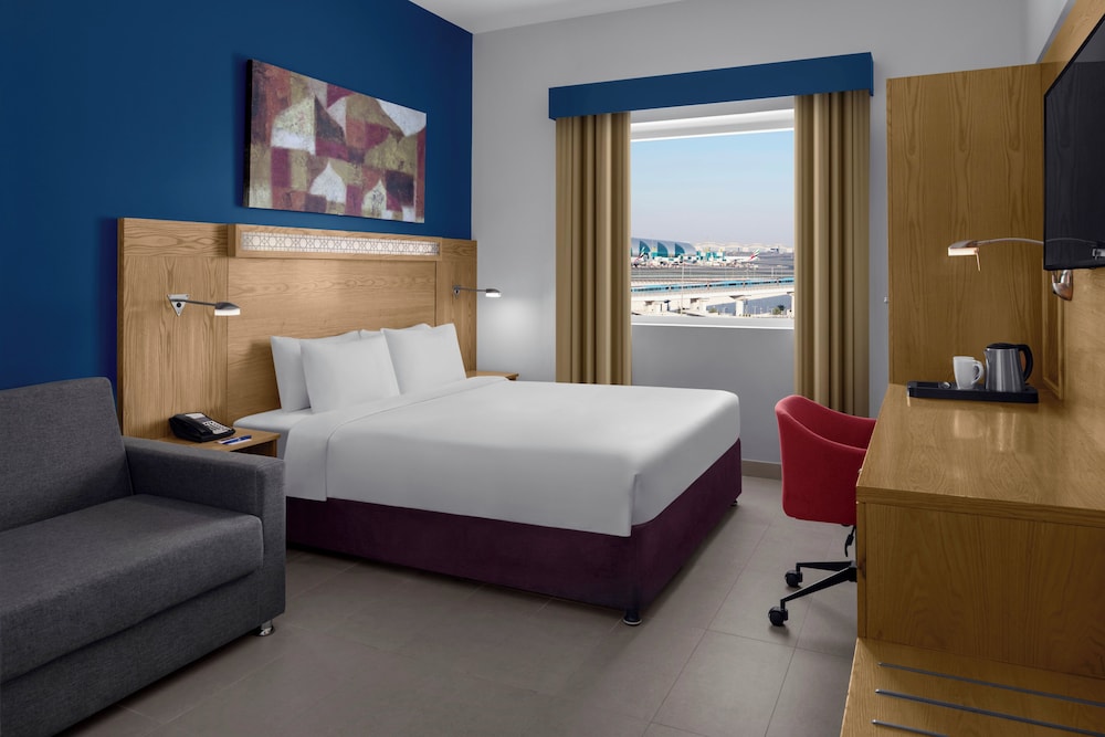 Habitación Estandar del hotel Holiday Inn Express Dubai Airport, An Ihg