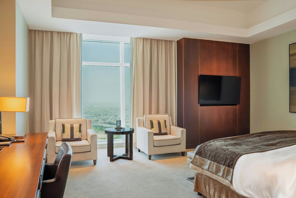 Habitación ejecutiva, 1 cama de matrimonio grande del hotel Jw Marriott Marquis Dubai. Foto 1