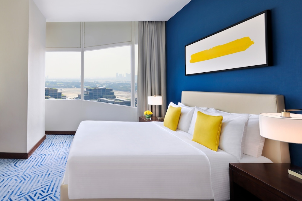 Habitación Premium, 1 cama de matrimonio grande del hotel Voco Dubai. Foto 4