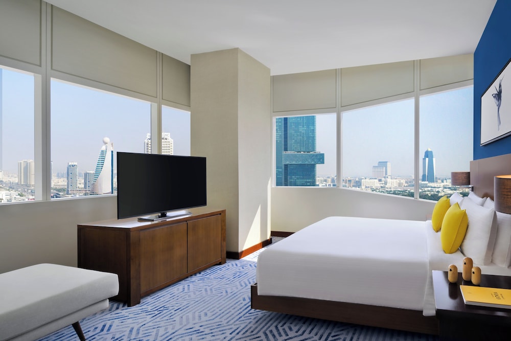 Suite ejecutiva, 1 habitación del hotel Voco Dubai. Foto 1
