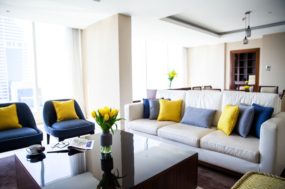 Suite Royal, 2 habitaciones del hotel Voco Dubai. Foto 4