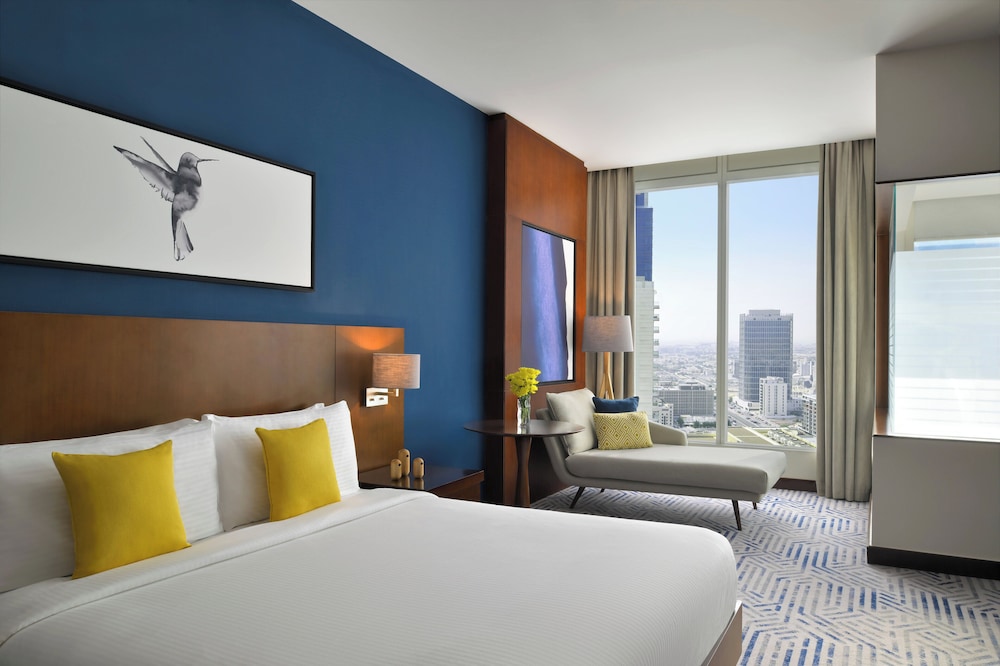 Habitación Deluxe del hotel Voco Dubai. Foto 2