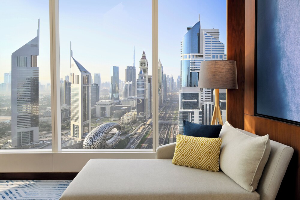 Habitación Club, 1 cama de matrimonio grande (Club Room Skyline View) del hotel Voco Dubai. Foto 5