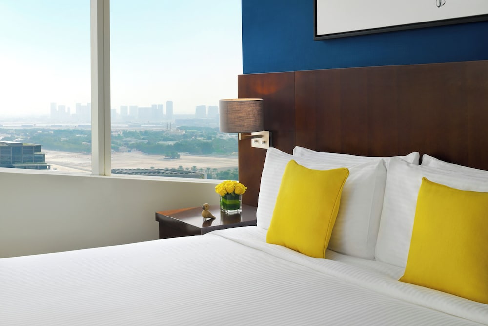 Suite, 2 habitaciones del hotel Voco Dubai. Foto 10