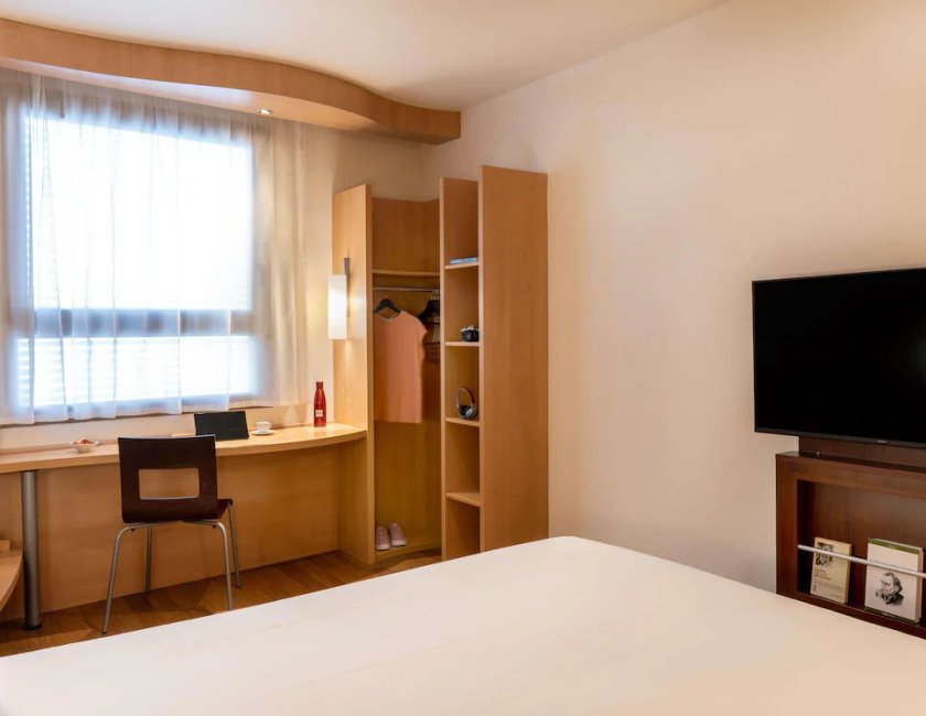 Habitación, 1 cama doble (VIEWS OF THE BULLRING) del hotel Ibis Madrid Centro Las Ventas. Foto 4