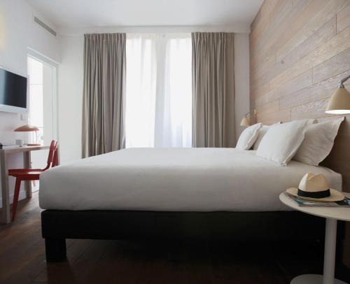 Habitación Familiar Club del hotel Le 9hotel Opera. Foto 4