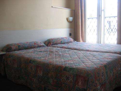 Habitación Doble - 2 camas del hotel Ferney République. Foto 3
