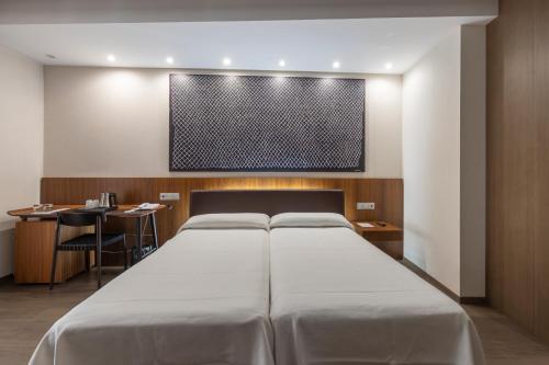 Habitación Doble Deluxe del hotel BIBO Recogidas. Foto 3