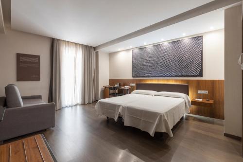 Habitación Doble Deluxe del hotel BIBO Recogidas. Foto 6