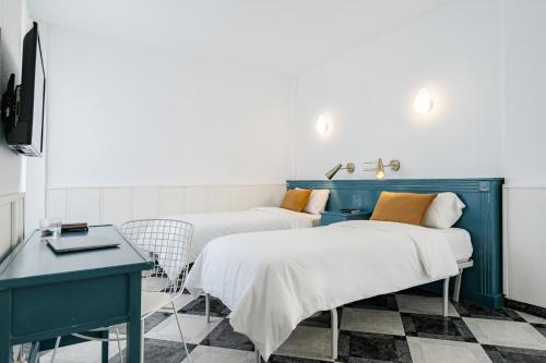 Habitación Triple del hotel Agur. Foto 4