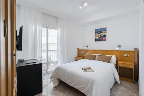 Habitación doble con balcón del hotel Agur. Foto 3