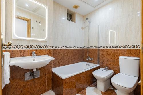 Habitación Doble con balcón - 2 camas del hotel Agur. Foto 5