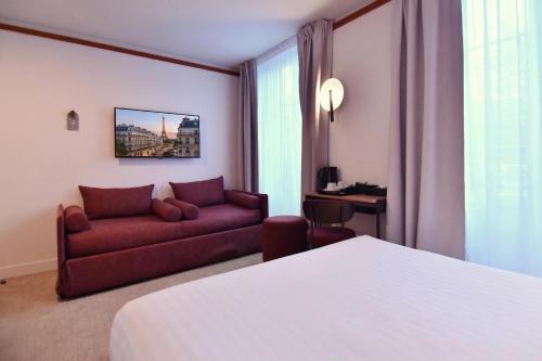 Habitación Triple con bañera del hotel AGATE. Foto 2