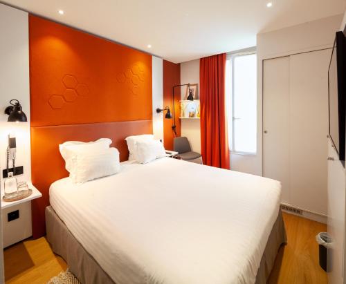 Habitación Doble Pequeña del hotel Vendome Saint Germain. Foto 2