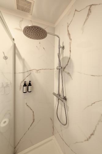 Habitación Doble Económica del hotel Palace Sevilla. Foto 2