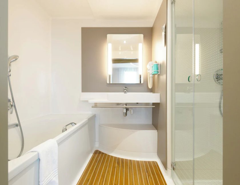 Suite 1 Cama king Business kitchenette del hotel Novotel Suites Nancy Centre. Foto 6