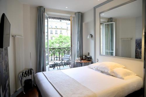 Habitación Doble con balcón del hotel Stella Etoile. Foto 9