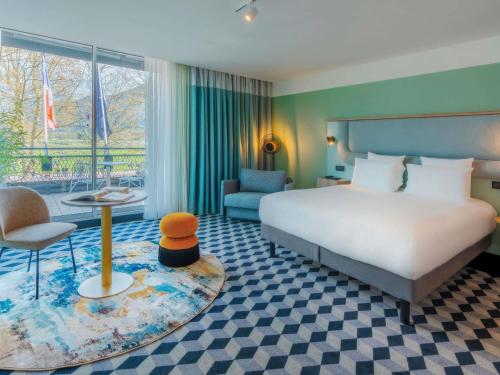 Deluxe Double Room with Terrace - Lake Side del hotel Splendid Lac D'annecy - Handwritten Collection. Foto 3
