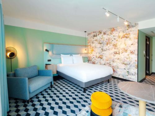 Deluxe Double Room with Terrace - Lake Side del hotel Splendid Lac D'annecy - Handwritten Collection. Foto 4