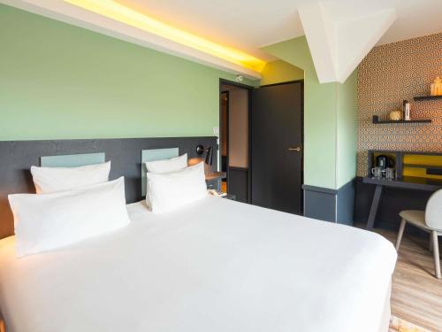 Deluxe Double Room with Terrace - Lake Side del hotel Splendid Lac D'annecy - Handwritten Collection. Foto 6