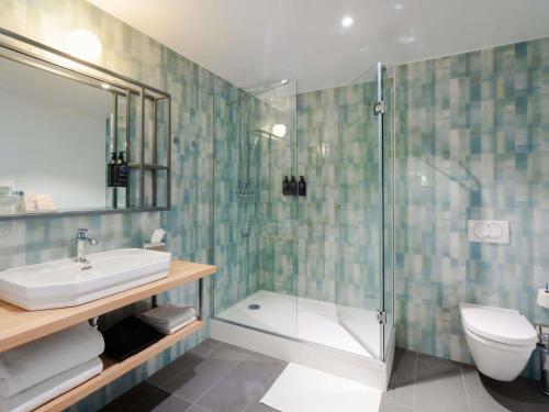 Deluxe Double Room with Terrace - Lake Side del hotel Splendid Lac D'annecy - Handwritten Collection. Foto 10