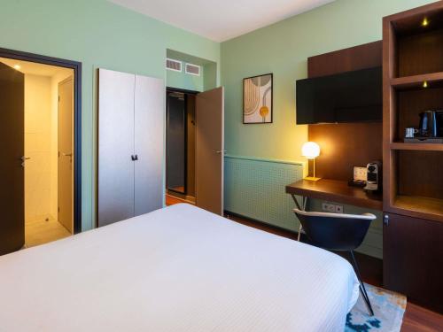 Habitación Doble Superior del hotel Splendid Lac D'annecy - Handwritten Collection. Foto 4