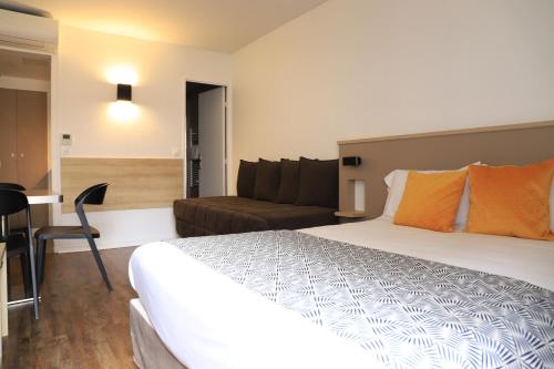 Estudio kitchenette del hotel AMHotel Italie. Foto 11