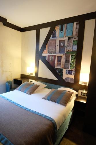 Habitación doble Superior 1 Cama queen del hotel AMIRAL-FONDARY. Foto 7