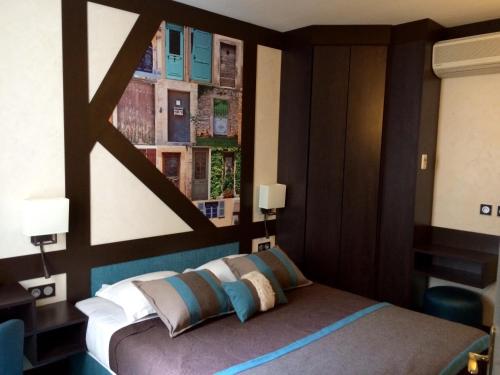 Habitación doble Superior 1 Cama queen del hotel AMIRAL-FONDARY. Foto 9