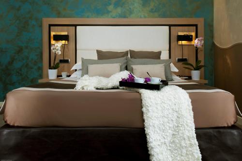 Habitación Doble Deluxe con bañera de hidromasaje del hotel Demetra