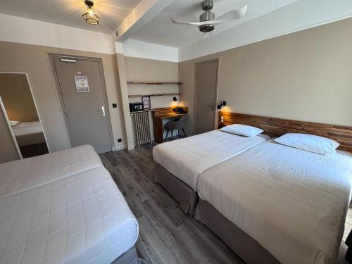 Habitación Cuádruple del hotel ANGLETERRE