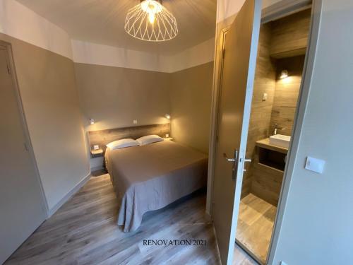 Habitación Doble del hotel ANGLETERRE. Foto 1