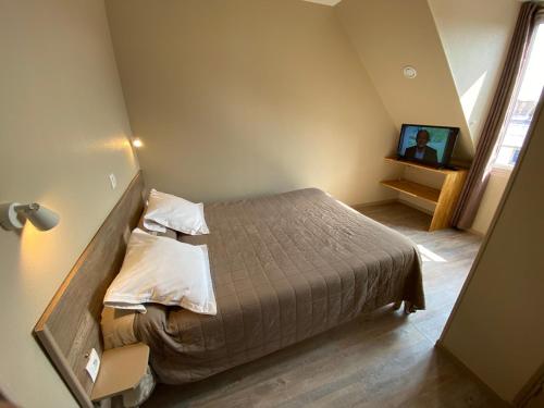 Habitación Doble del hotel ANGLETERRE. Foto 11