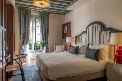 Habitación Deluxe del hotel Saint Germain Des Pres. Foto 2