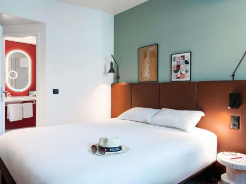 Habitación Doble del hotel Ibis Lausanne Centre. Foto 2