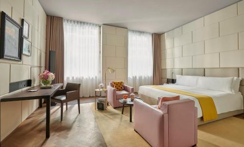 Habitación Doble Grand Deluxe - 1 cama extragrande o 2 camas individuales del hotel Cafe Royal, London. Foto 3