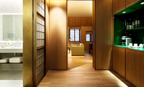 Suite Junior del hotel Cafe Royal, London. Foto 1