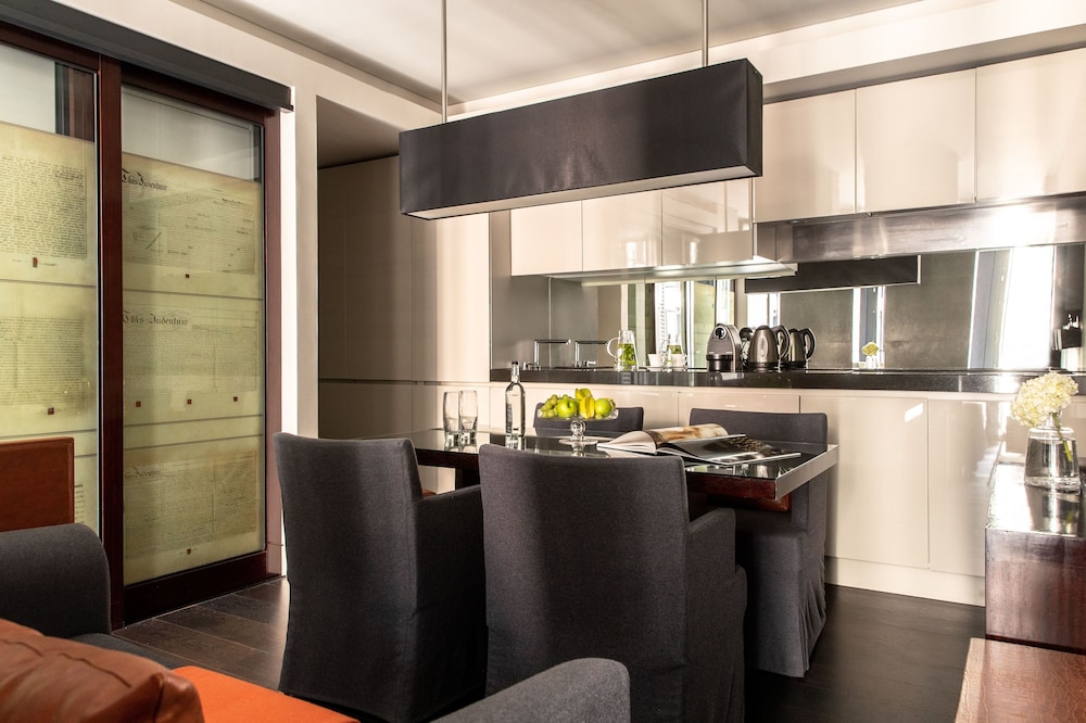 Suite estudio del hotel Grosvenor House Suites by Jumeirah. Foto 3