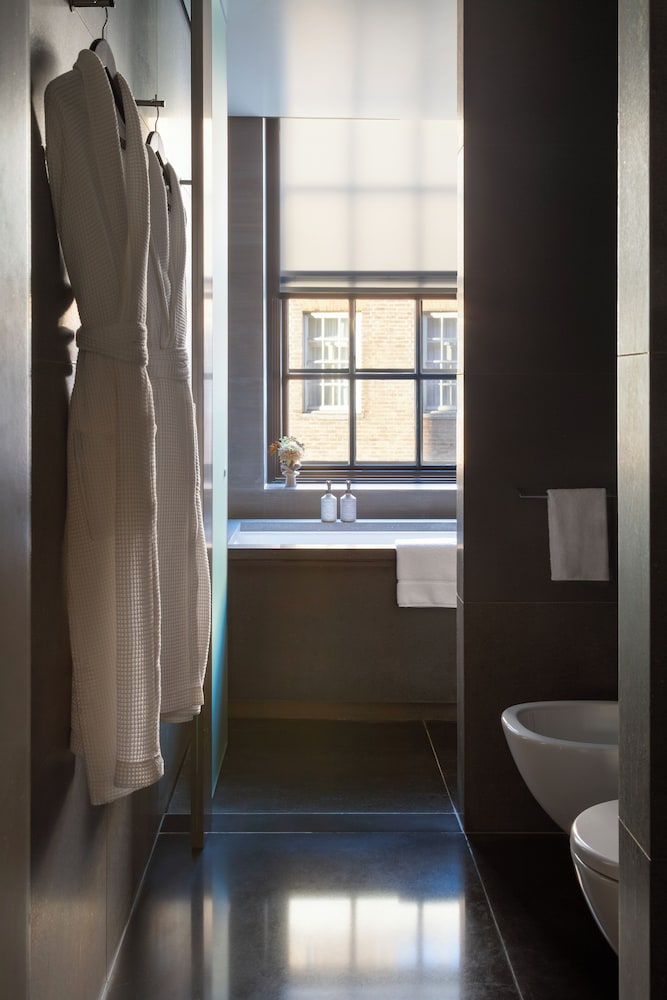 Suite estudio del hotel Grosvenor House Suites by Jumeirah. Foto 8