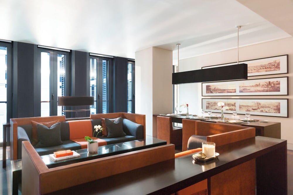 One Bedroom Deluxe Suite del hotel Grosvenor House Suites by Jumeirah. Foto 2