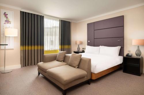 Suite Junior del hotel Hilton London Wembley. Foto 3